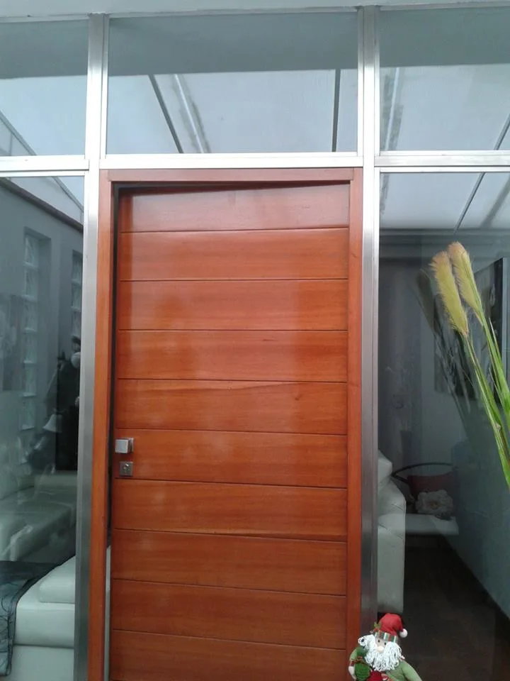 Fabricación e Instalación de Puertas en Lanzarote